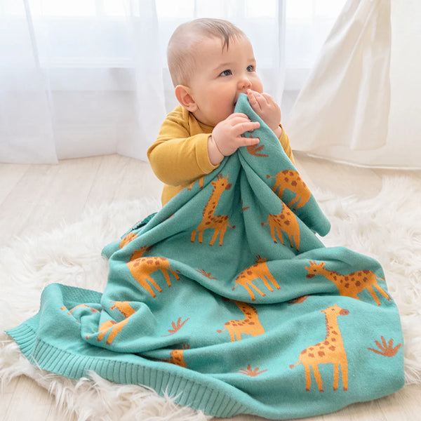Cute Whimsical 100 % Cotton Knit Giraffe Baby Blanket