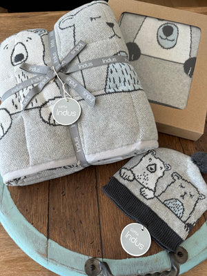 3 piece Henry Bears Baby Blanket, Baby Quilt & Matching Baby Hat Set