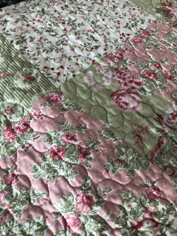 Cottage Sprig Patchwork Single Quilted Coverlet Bedcover & one Pillow Case Set