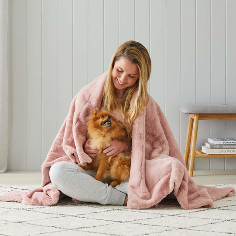 Pink Faux Fur Throw Rug Snuggle Blanket