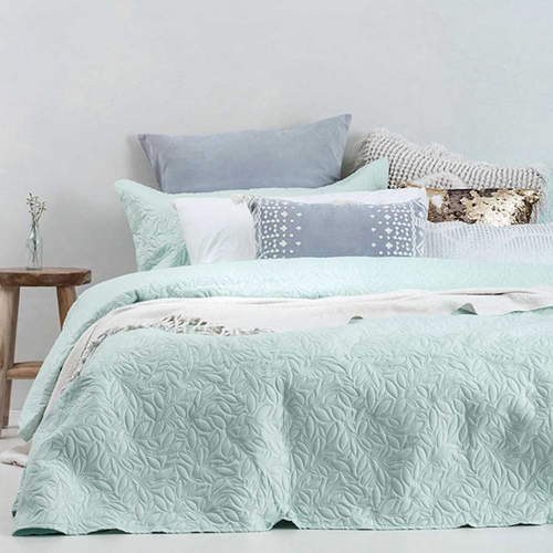 Glacier Botanica Coverlet Bedcover & Pillow Case Set