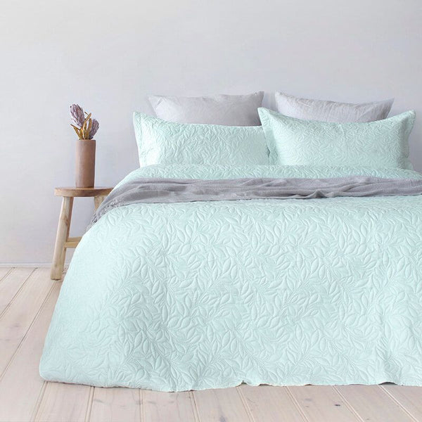 Glacier Botanica Coverlet Bedcover & Pillow Case Set