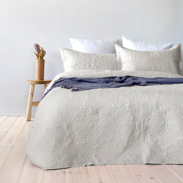 Paisley Ivory Coverlet Bedcover & Pillow Case Set