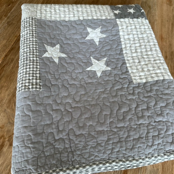 Lachlan Cotton Quilted Patchwork Hamptons Stars Throw Rug in Grey