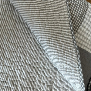 Lachlan Cotton Quilted Patchwork Hamptons Stars Throw Rug in Grey