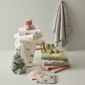 Jiggle & Giggle Barnyard Buddies Knitted Baby Blanket - Green