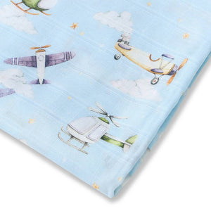 Taking Flight Snuggle Hunny Organic Cotton Muslin Wrap