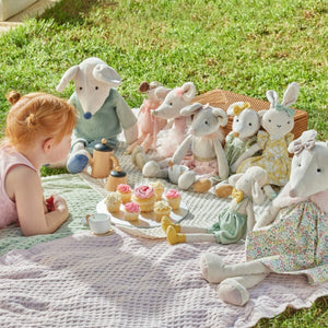 Charlotte Mouse Jiggle & Giggle Children's Plush Toy Doll