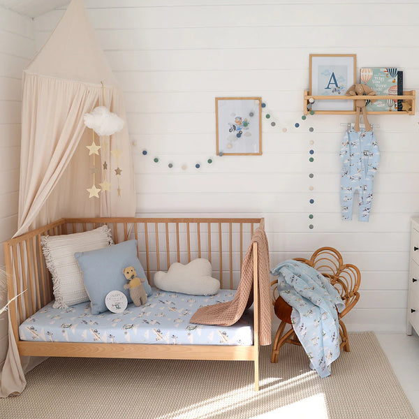 Taking Flight Organic Cotton Snuggle Hunny Fitted Cot Sheet