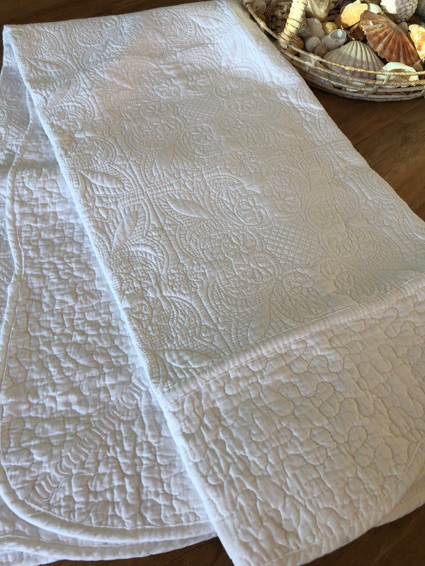 Marcella Antique White Quilted Cotton Throw Rug