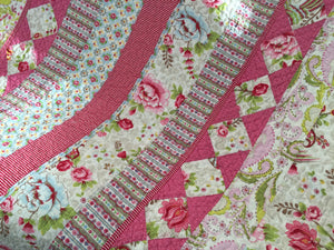 Stella Cotton Quilted Floral Throw Rug