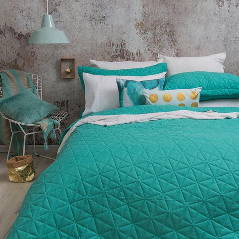 Regent Turquoise Coverlet Bedcover Bedspread Set
