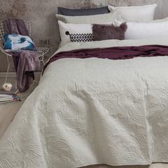 Paisley Ivory Coverlet Bedcover & Pillow Case Set