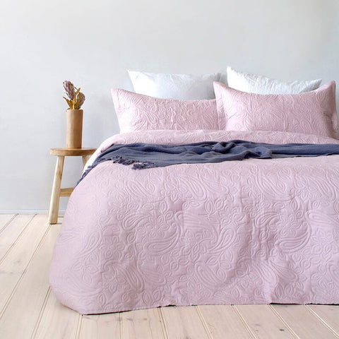 Dusk Paisley Coverlet Bedcover & Pillow Cases Set